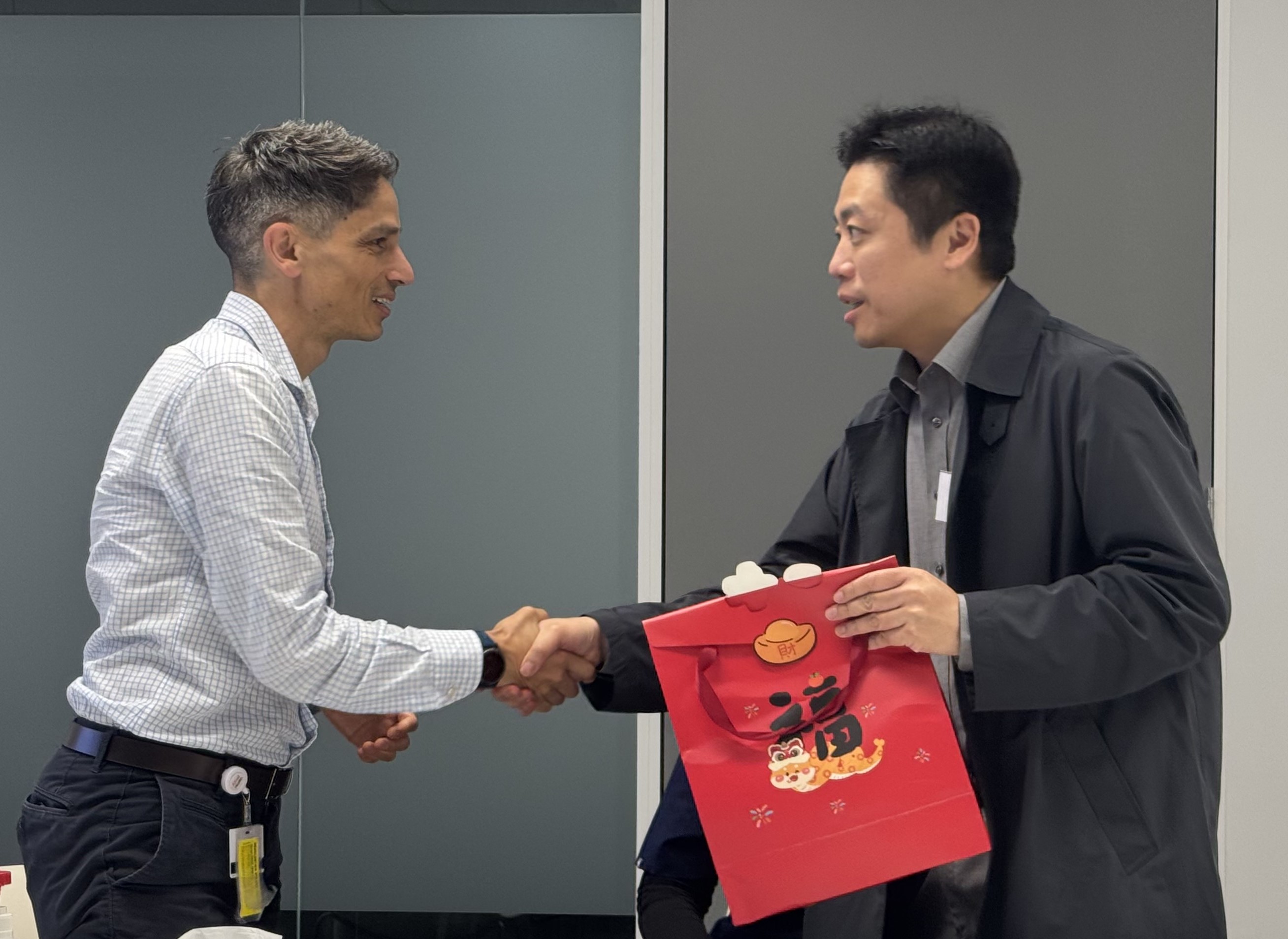 Photo_of_Dr_Maurice_Le_Guen_and_Dr_Dominic_So_v2.jpeg